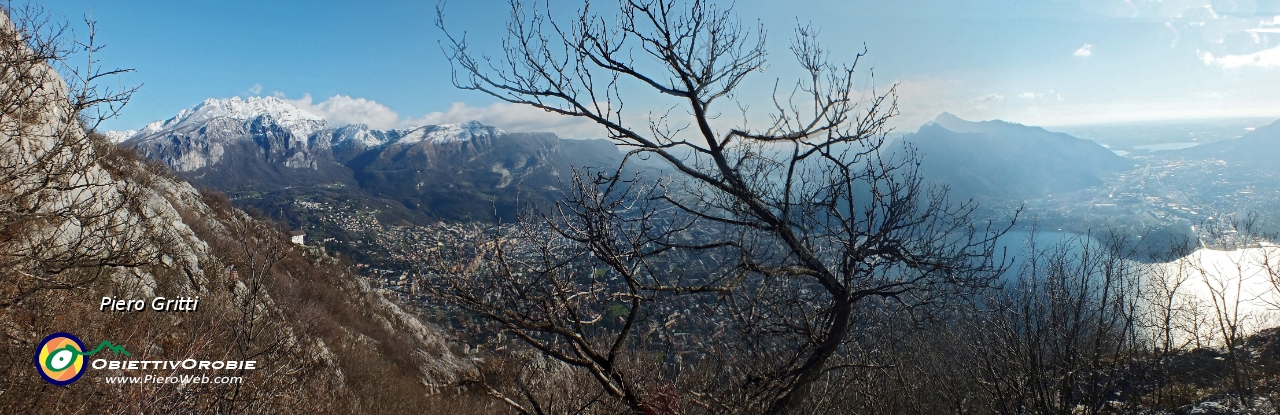 89 panoramica verso il Resegone, Lecco e il lago....jpg